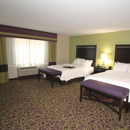 Hampton Inn And Suites Sandusky/Милан Экстерьер фото